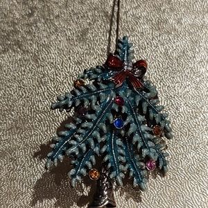 Christmas Tree Pin Brooch Rhinestones 1st Annual Avon 2004 Vintage Signed 2.25"